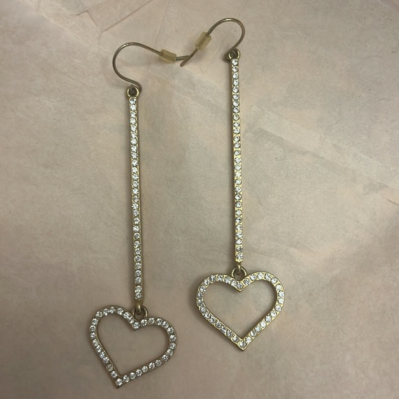 GUESS CRYSTAL HEART DROP EARRINGS 🔥🔥🔥🔥 - Picture 2 of 5